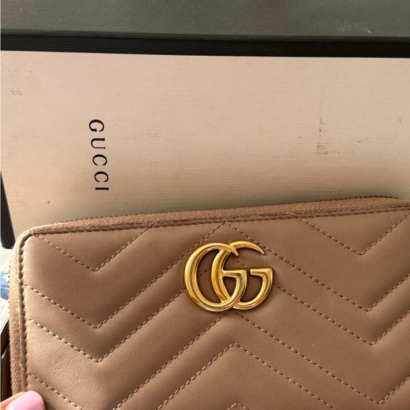Gucci marmont wallet zip around - Picture 8 of 11